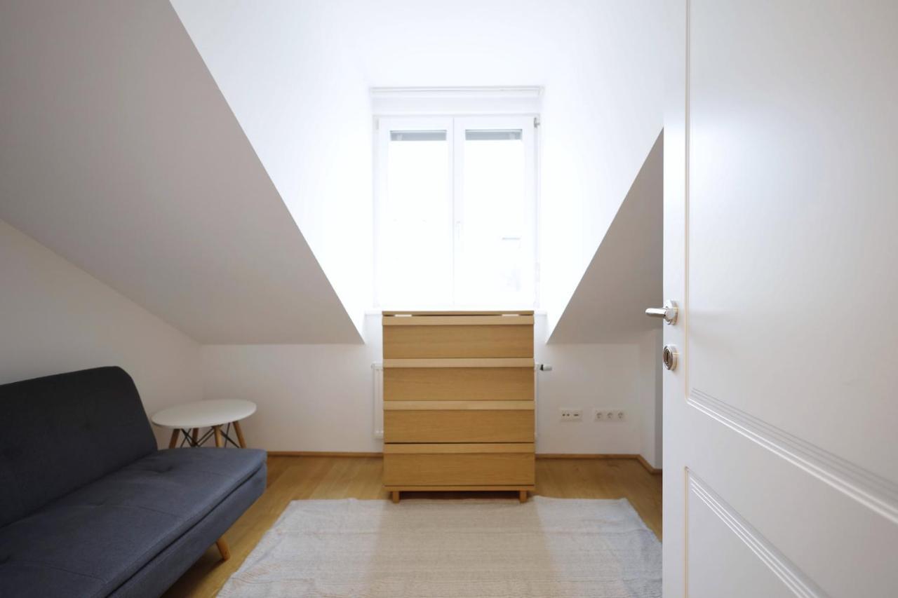 Heymi Apartments Oper Vienna Exterior photo